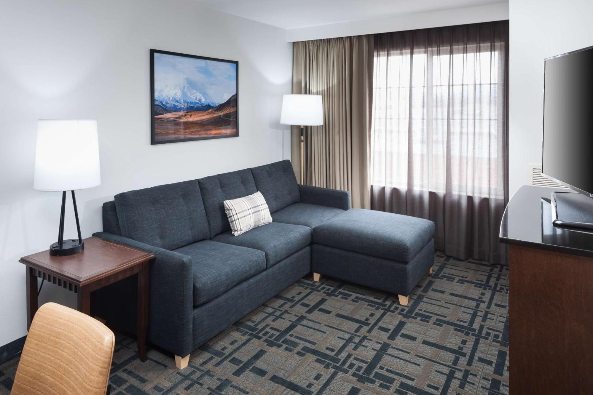 Embassy Suites Anchorage Exterior photo
